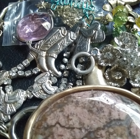 💖💗GLAMOROUS!/ MIX JEWLERY LOT,8💝🤩 - Picture 4 of 8